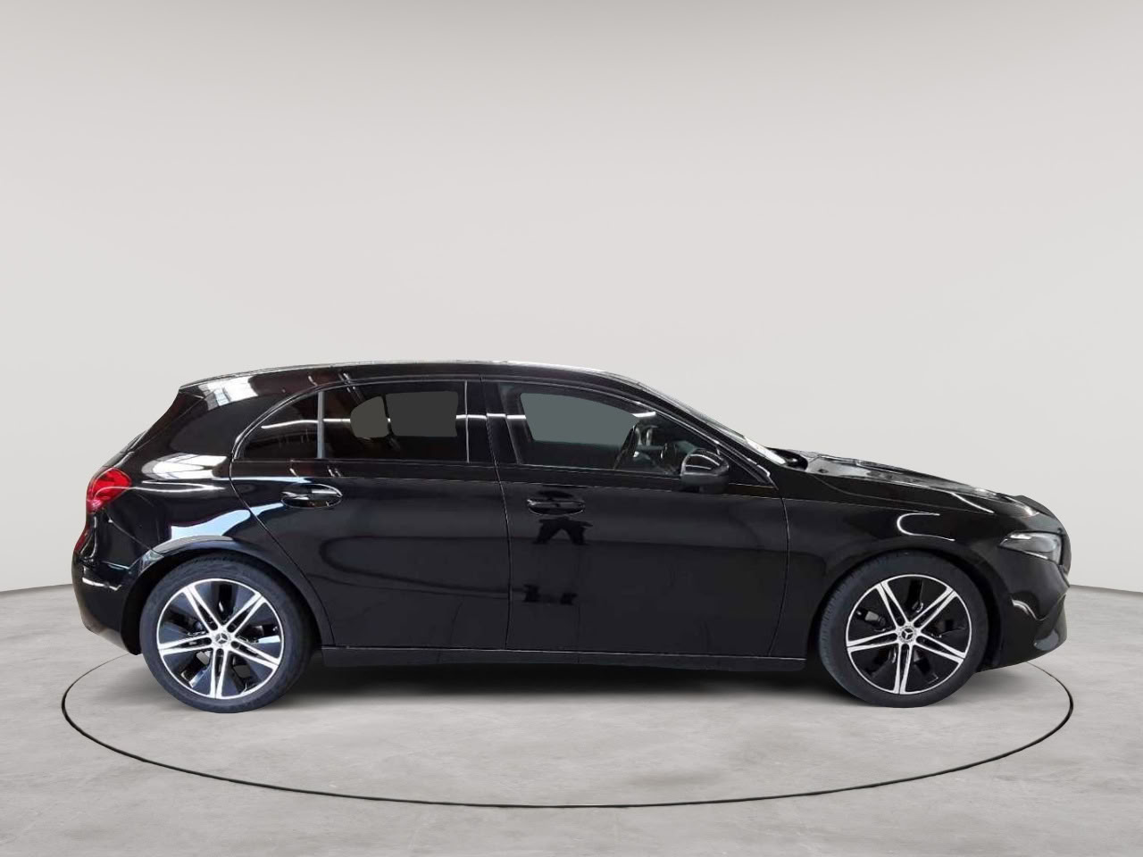 Mercedes-Benz A 200 7G-DCT Progressive Advanced 3