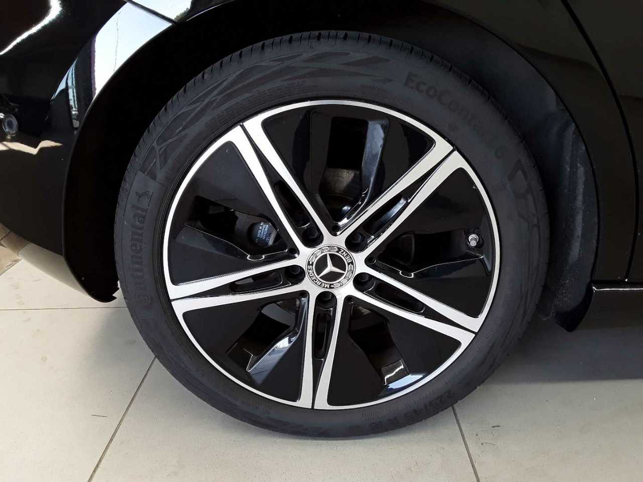 Mercedes-Benz A 200 7G-DCT Progressive Advanced 18