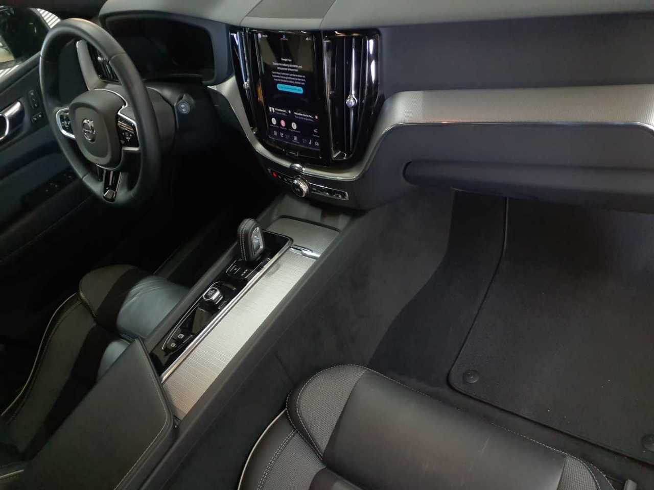 Volvo XC60 B4 D Geartronic RDesign 9