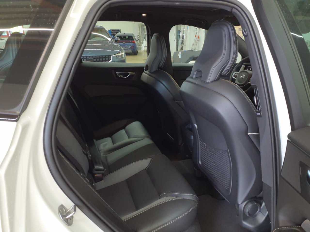 Volvo XC60 B4 D Geartronic RDesign 14