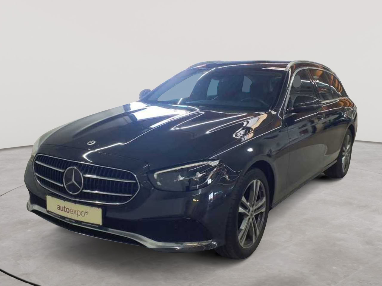 Mercedes-Benz E 220 d T 9G-TRONIC Avantgarde 2