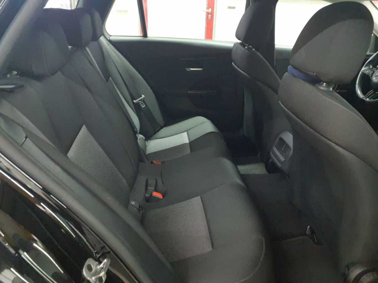 Mercedes-Benz C 220 d T 9G-TRONIC 13
