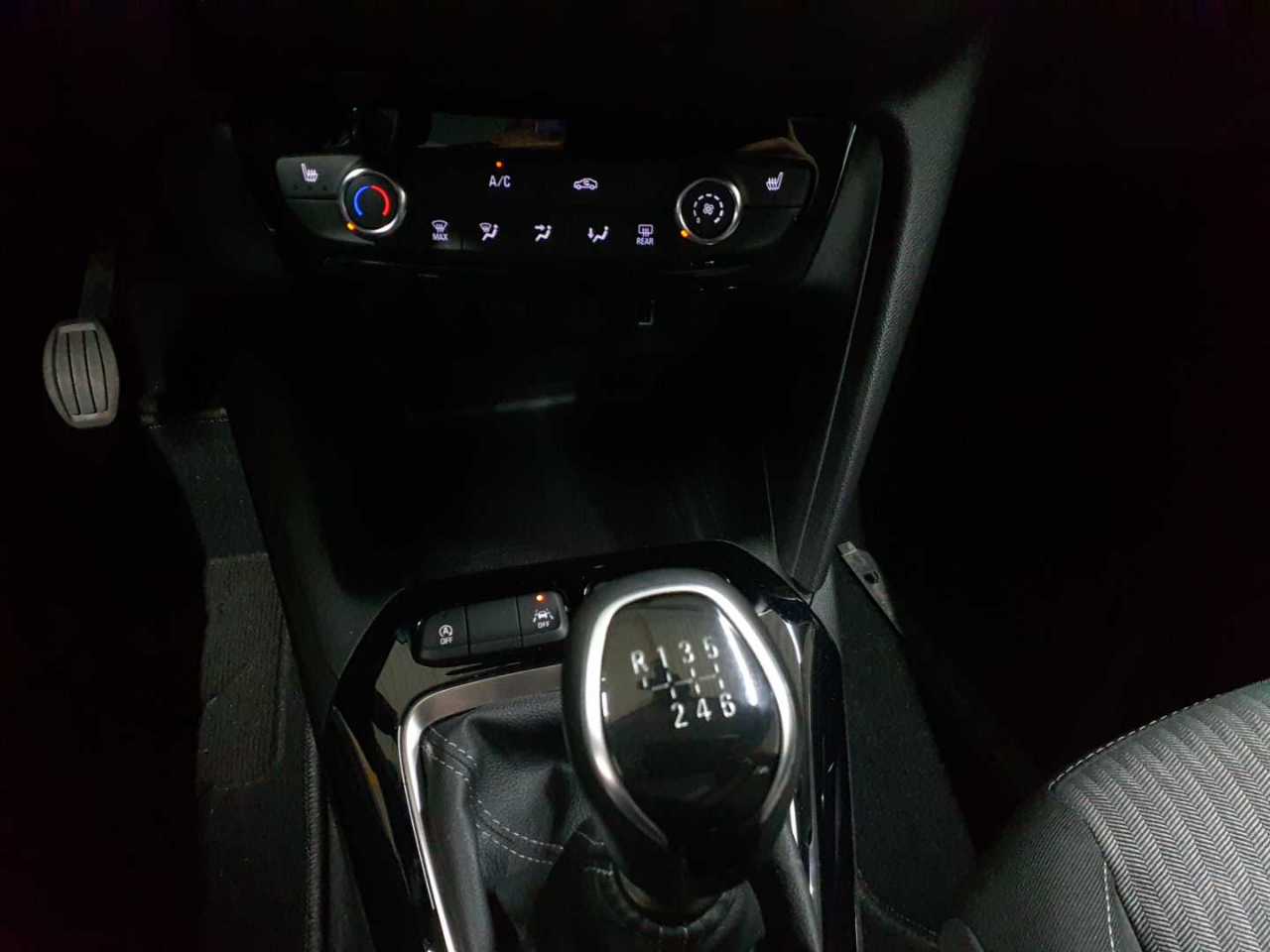 Opel Corsa 1.5 Diesel Start/Stop Edition 10