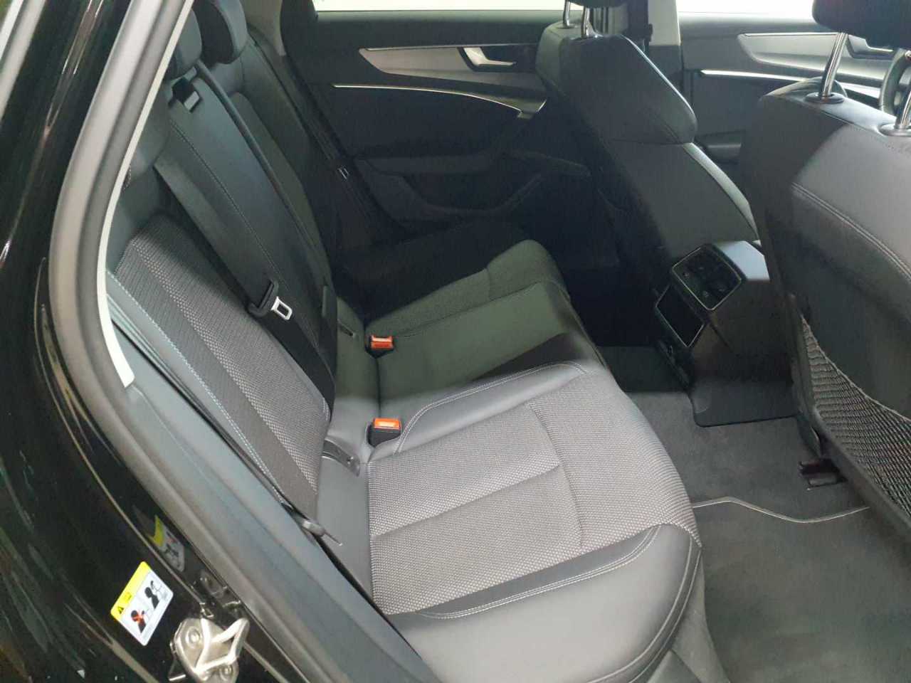 Audi A6 Avant 55 TFSI e quattro S tronic sport 14