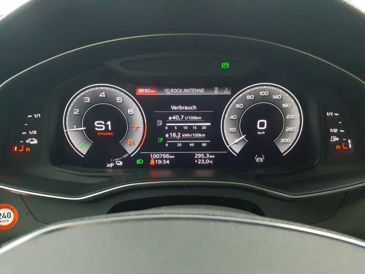 Audi A6 Avant 55 TFSI e quattro S tronic sport 11