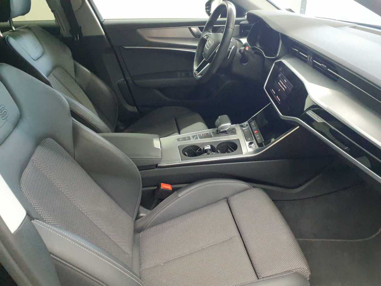 Audi A6 Avant 55 TFSI e quattro S tronic sport 8