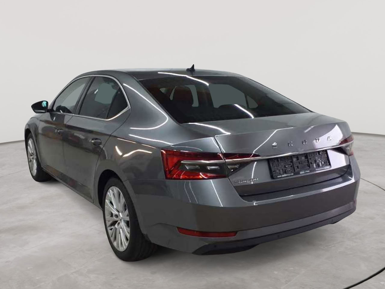 Skoda Superb 2.0 TDI DSG Style 2