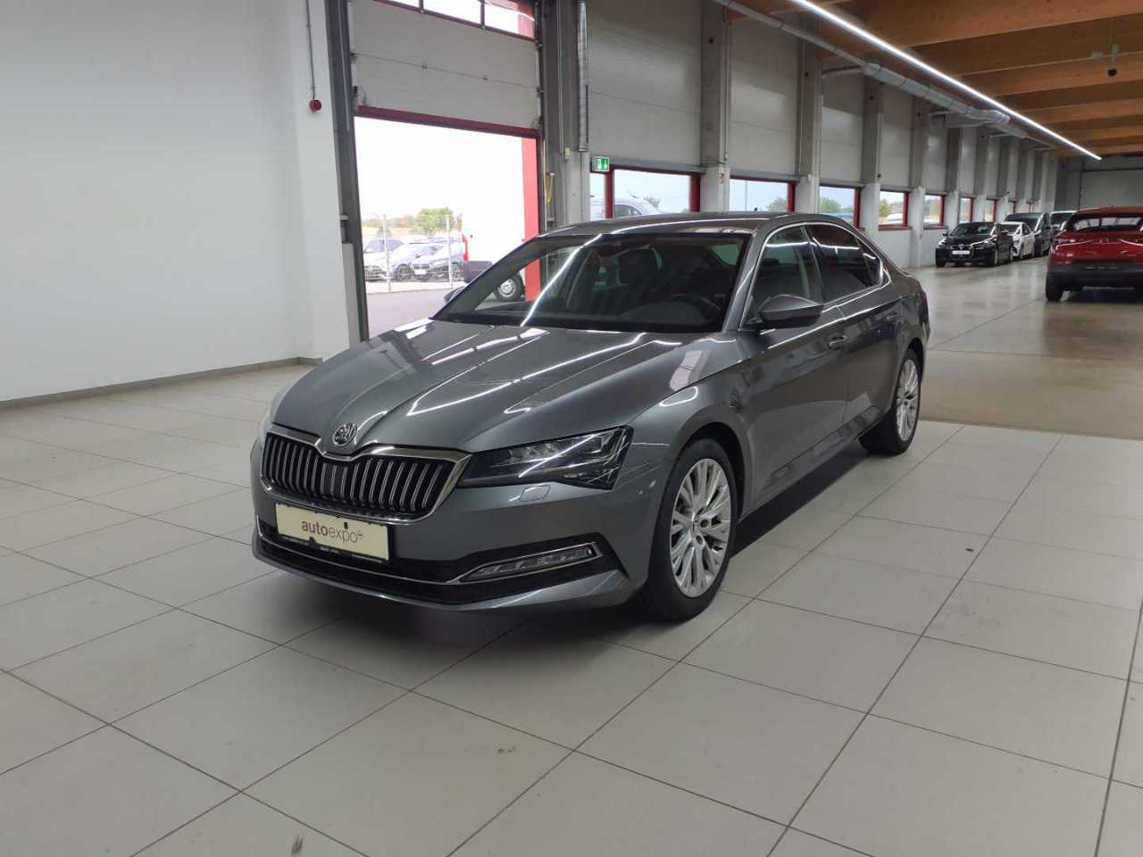 Skoda Superb 2.0 TDI DSG Style 7
