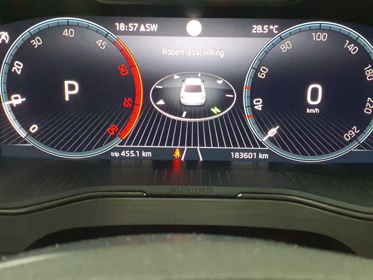 Skoda Superb 2.0 TDI DSG Style 3