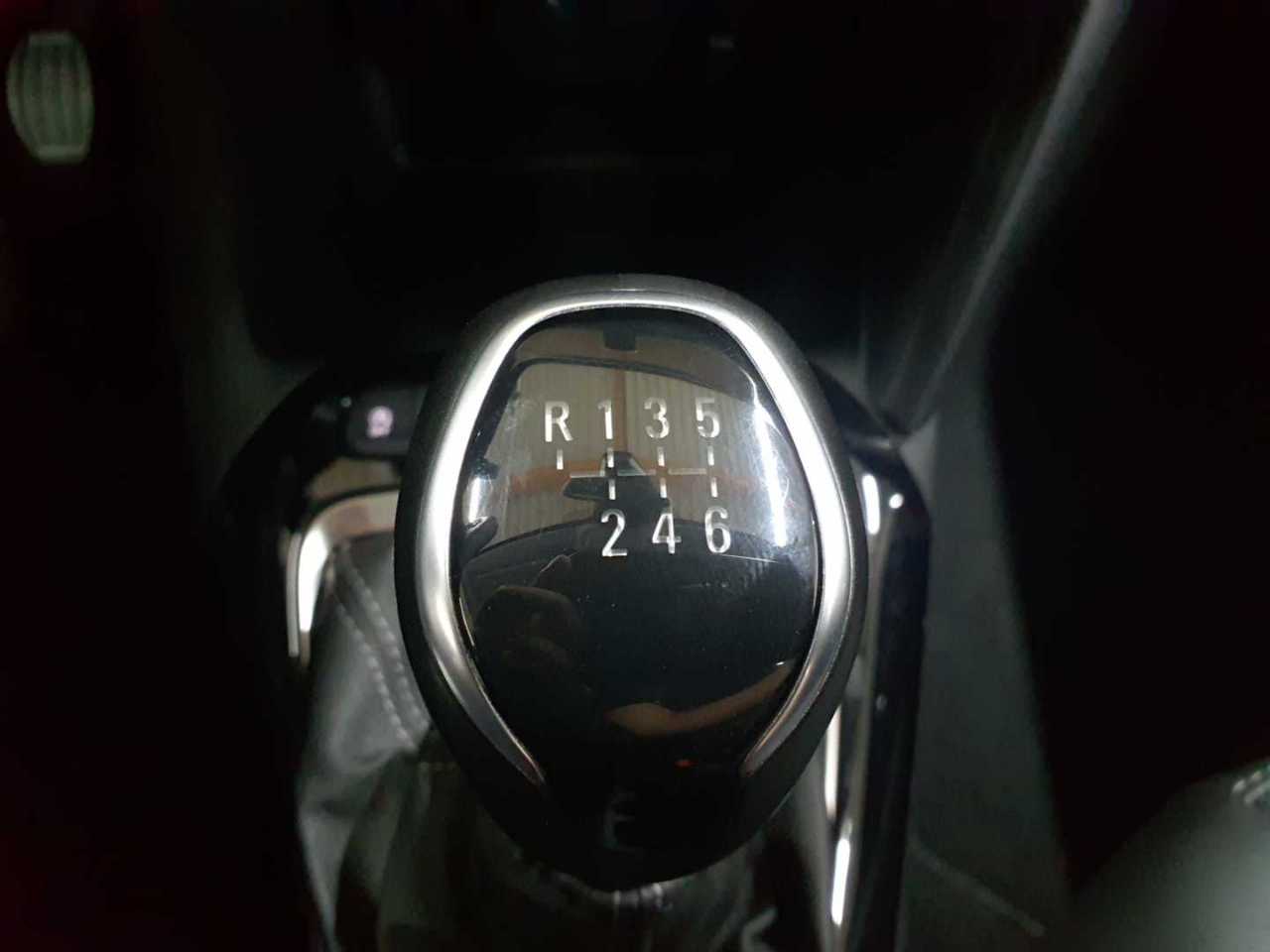Opel Corsa 1.5 Diesel Start/Stop Elegance 17