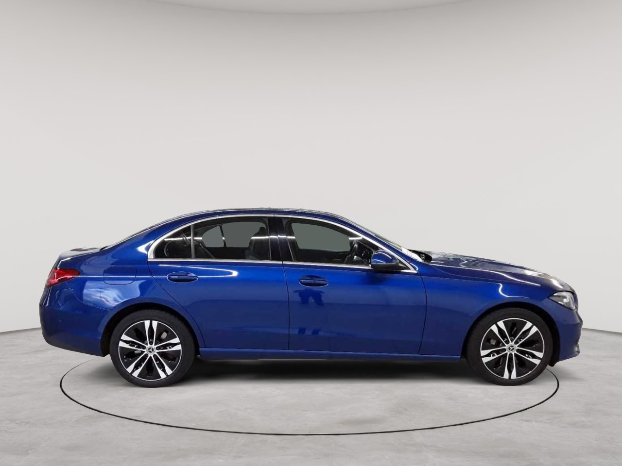 Mercedes-Benz C 300 e 9G-TRONIC Avantgarde 3