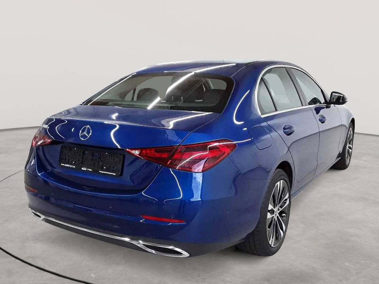 Mercedes-Benz C 300 e 9G-TRONIC Avantgarde 4
