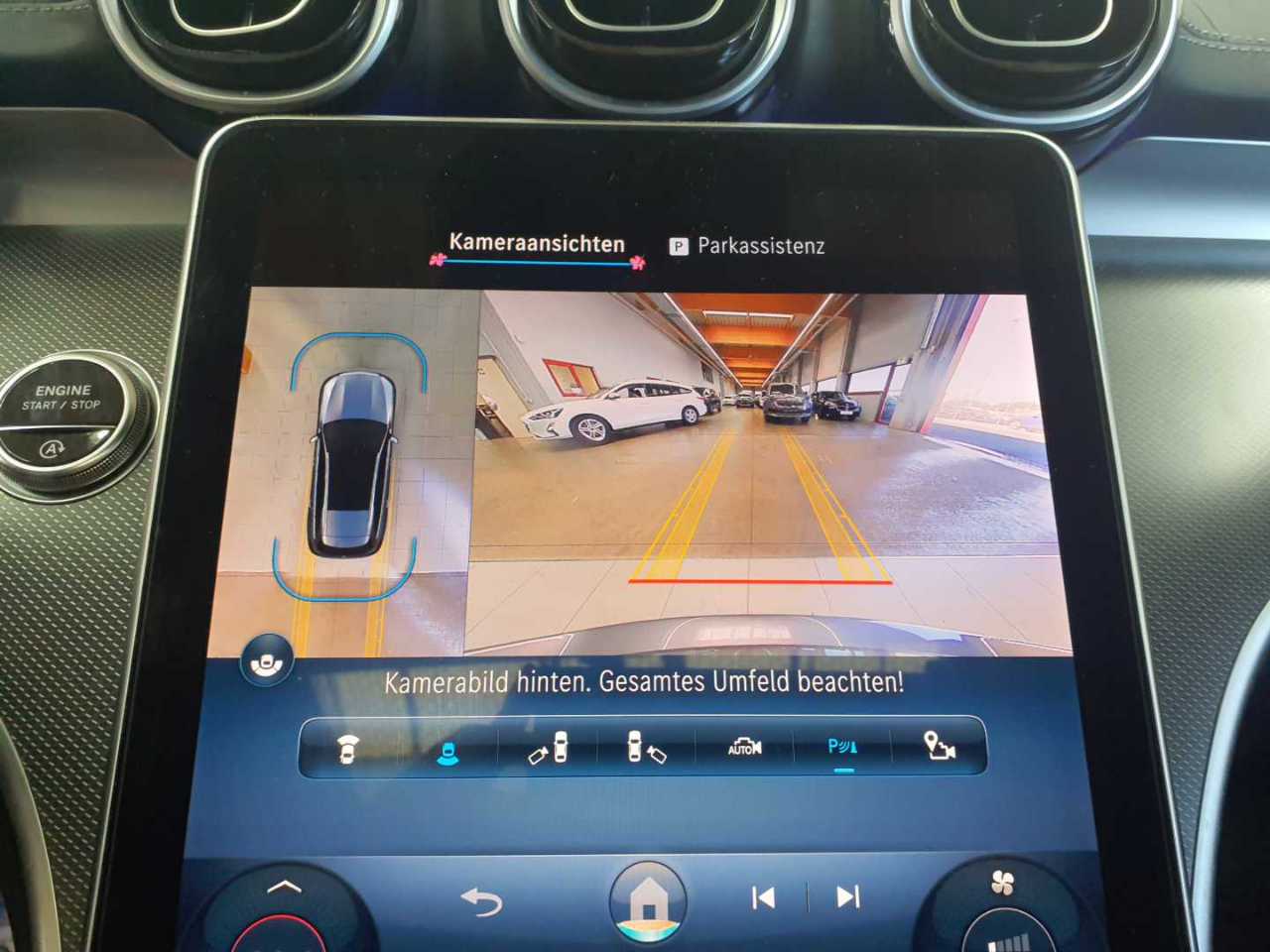 Mercedes-Benz C 300 d T 9G-TRONIC AMG Line 16