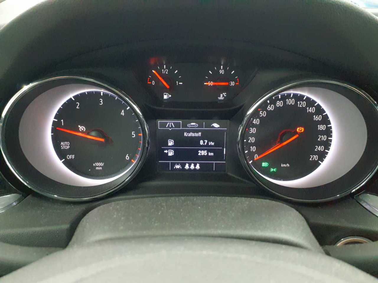 Opel Insignia Sports Tourer 2.0 Diesel Elegance 11