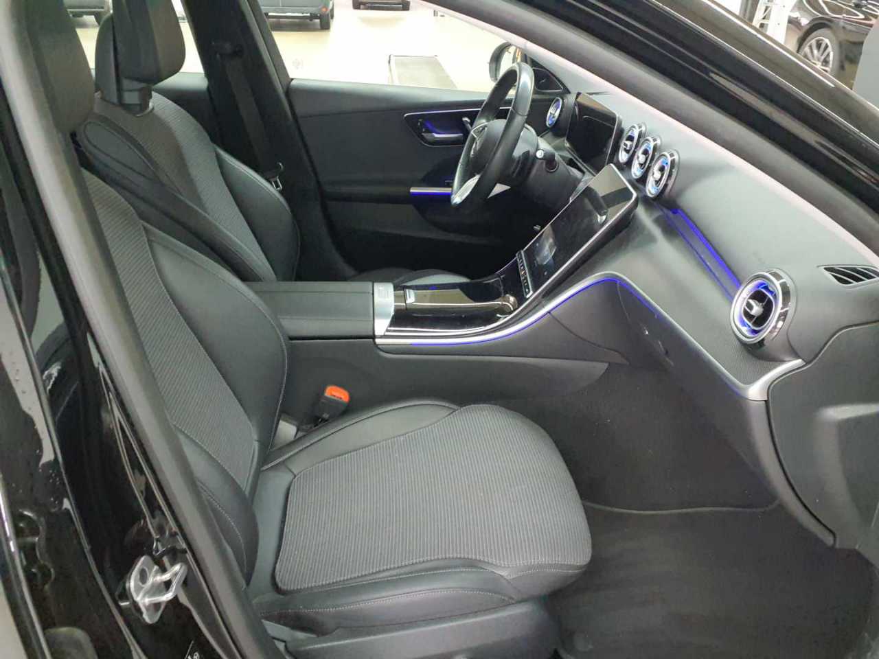 Mercedes-Benz C 200 d T 9G-TRONIC Avantgarde Advanced 7