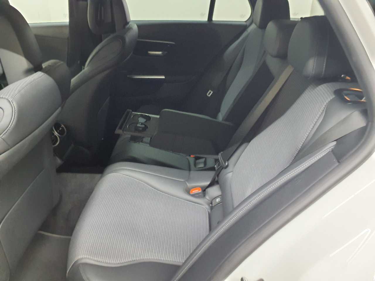 Mercedes-Benz C 200 d T 9G-TRONIC Avantgarde Advanced 14