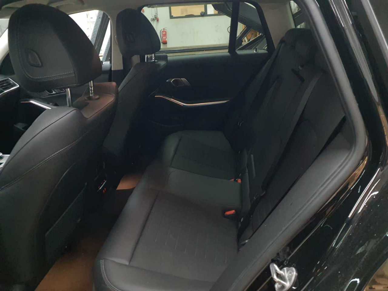 Bmw 320d Touring Aut. 13