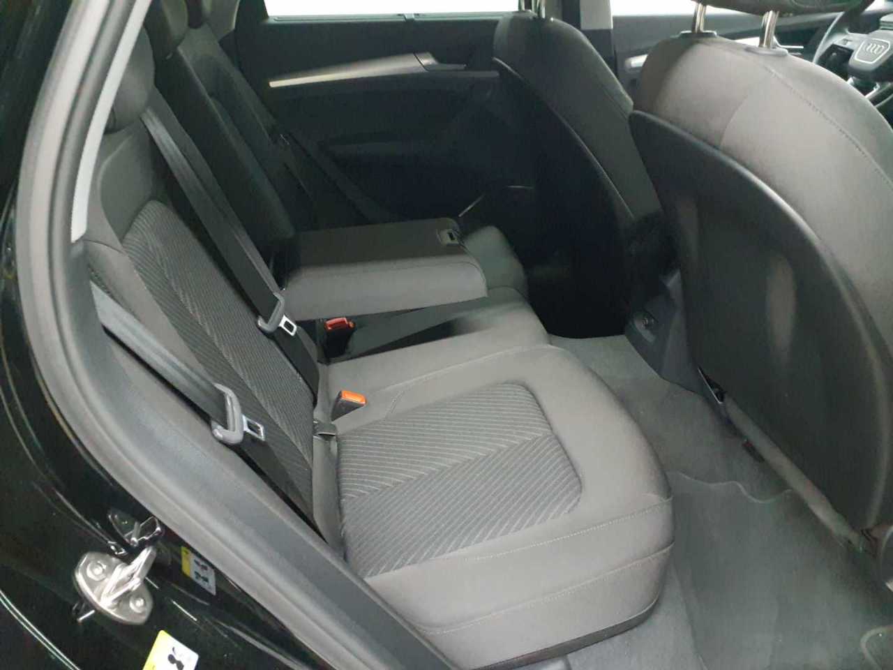 Audi Q5 35 TDI S tronic 14