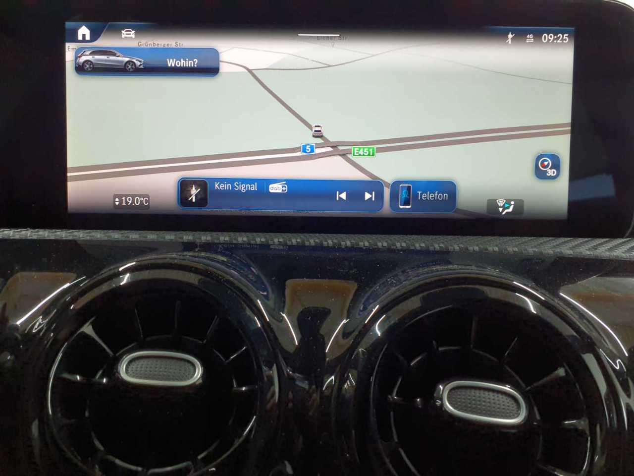 Mercedes-Benz A 180 7G-DCT Entry 12