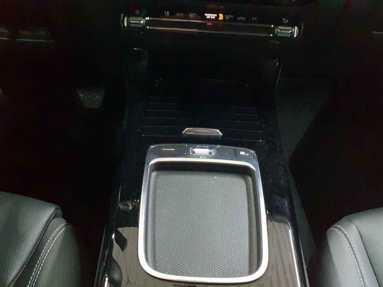 Mercedes-Benz A 180 7G-DCT Entry 10