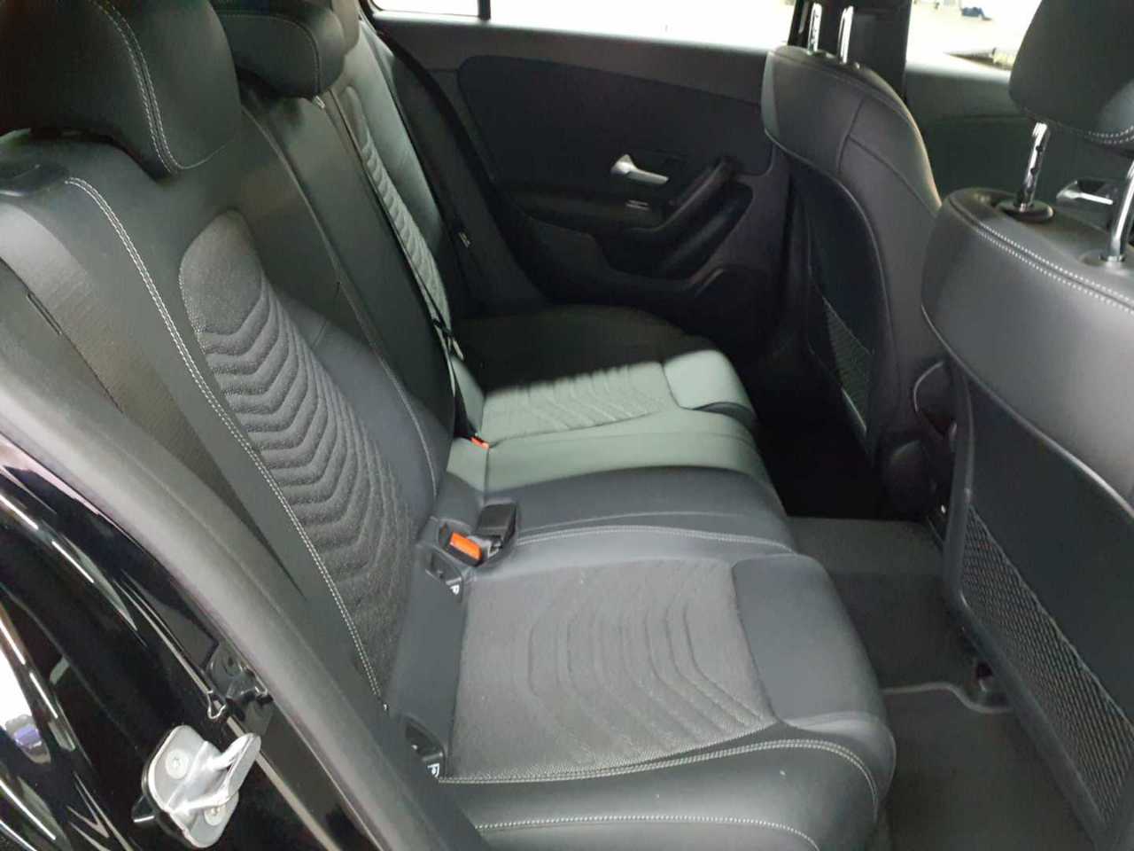 Mercedes-Benz A 180 7G-DCT Entry 13