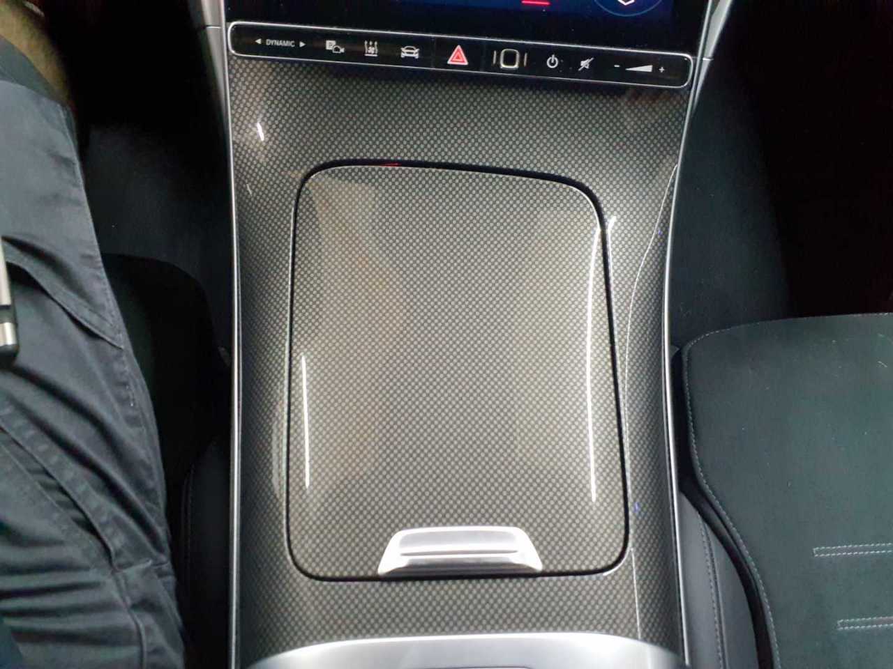 Mercedes-Benz C 220 d T 9G-TRONIC AMG Line 10