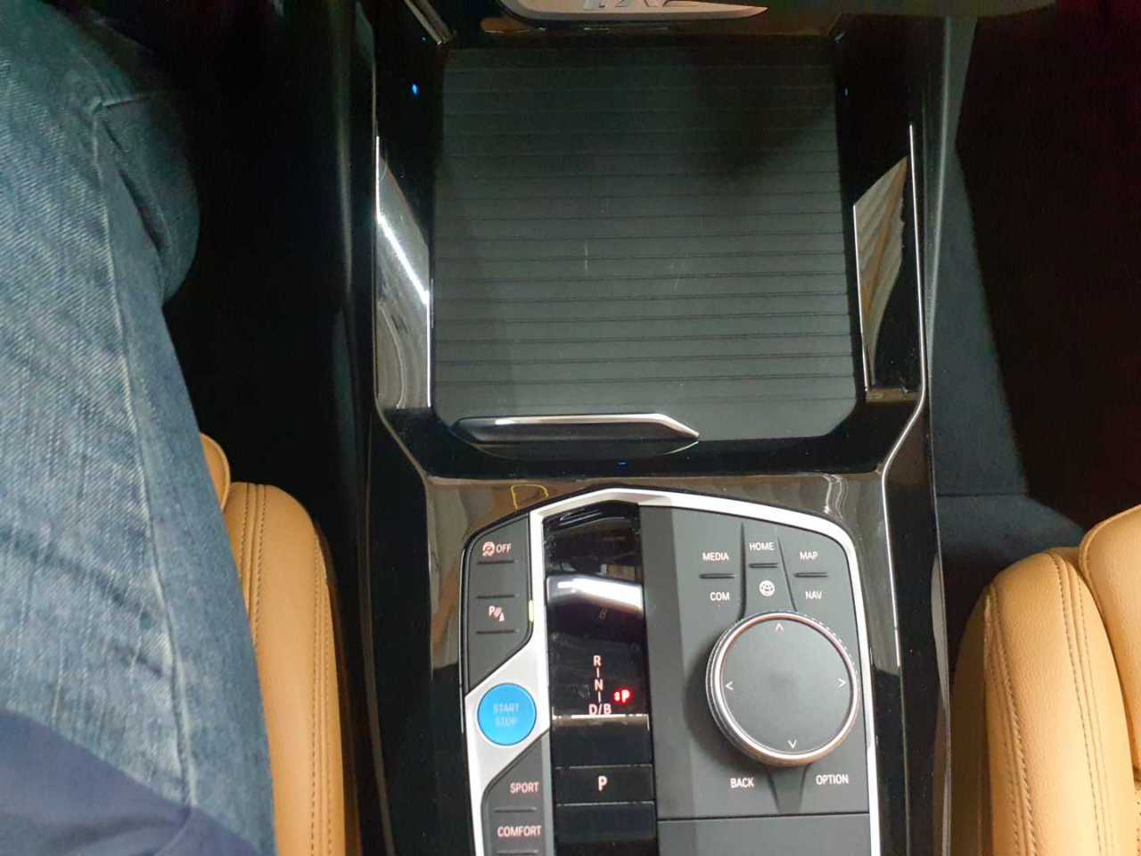 Bmw iX3 Inspiring 10