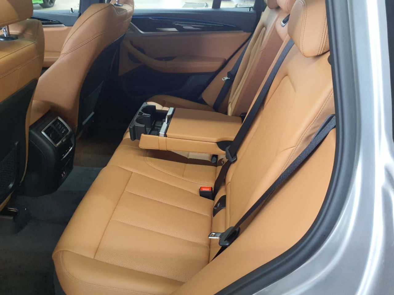 Bmw iX3 Inspiring 13