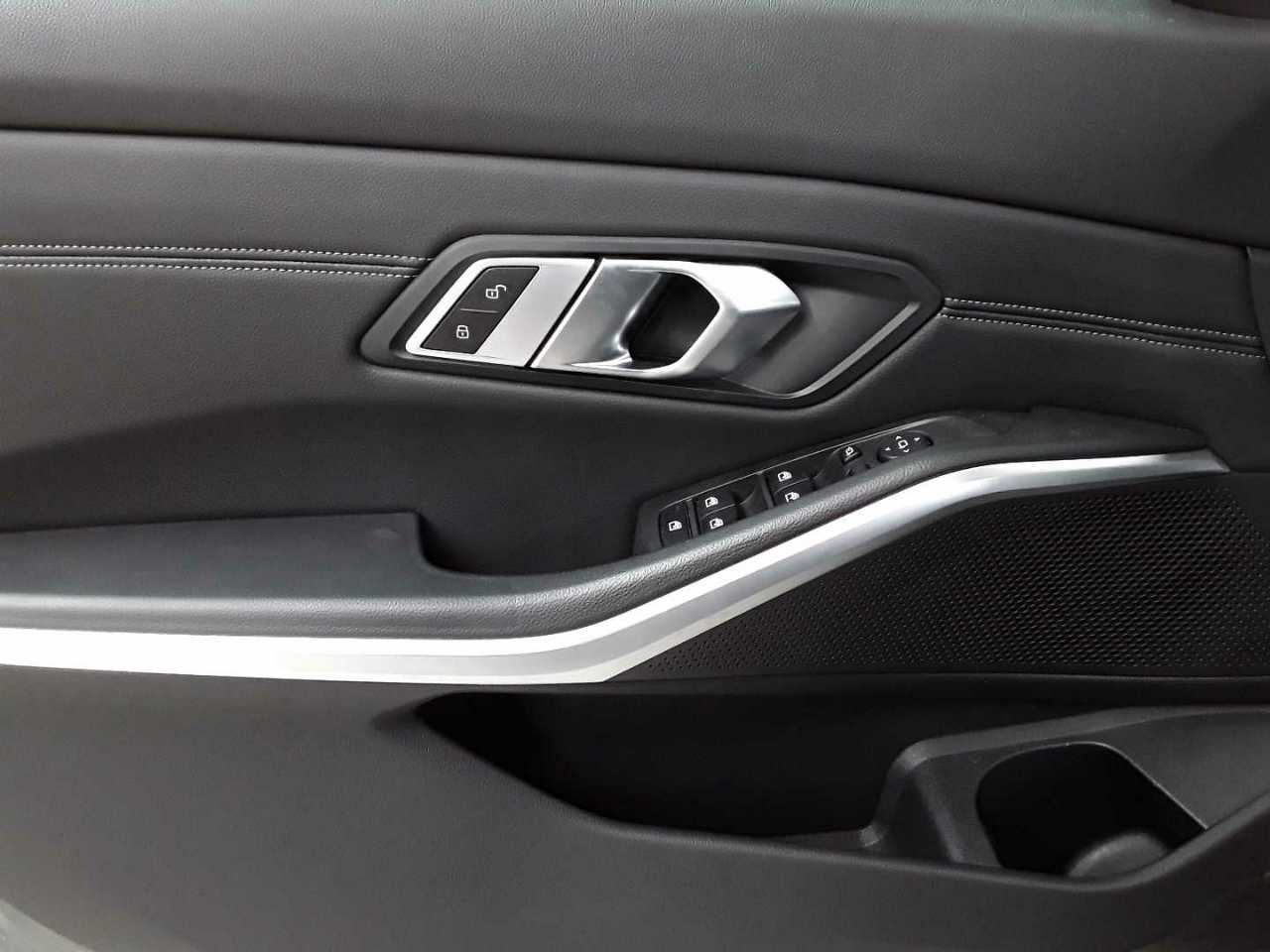 Bmw 320d Aut. Advantage 17