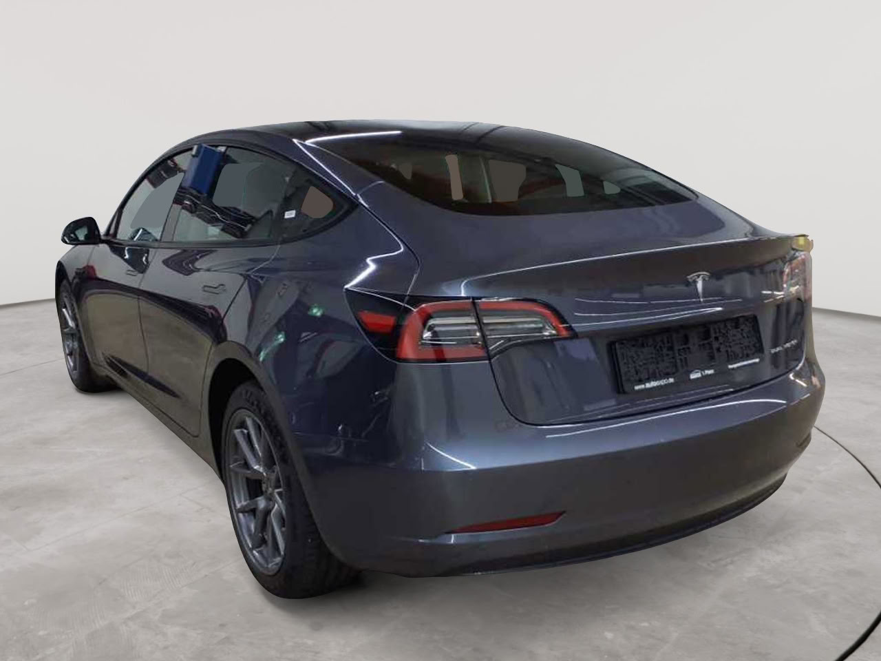 Tesla Model 3 Langstreckenbatt. Allradantrieb Dual Motor 5