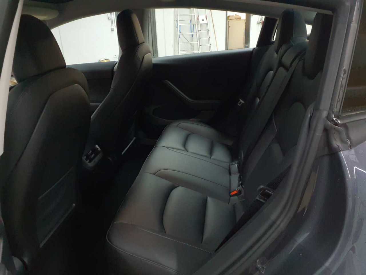 Tesla Model 3 Langstreckenbatt. Allradantrieb Dual Motor 13