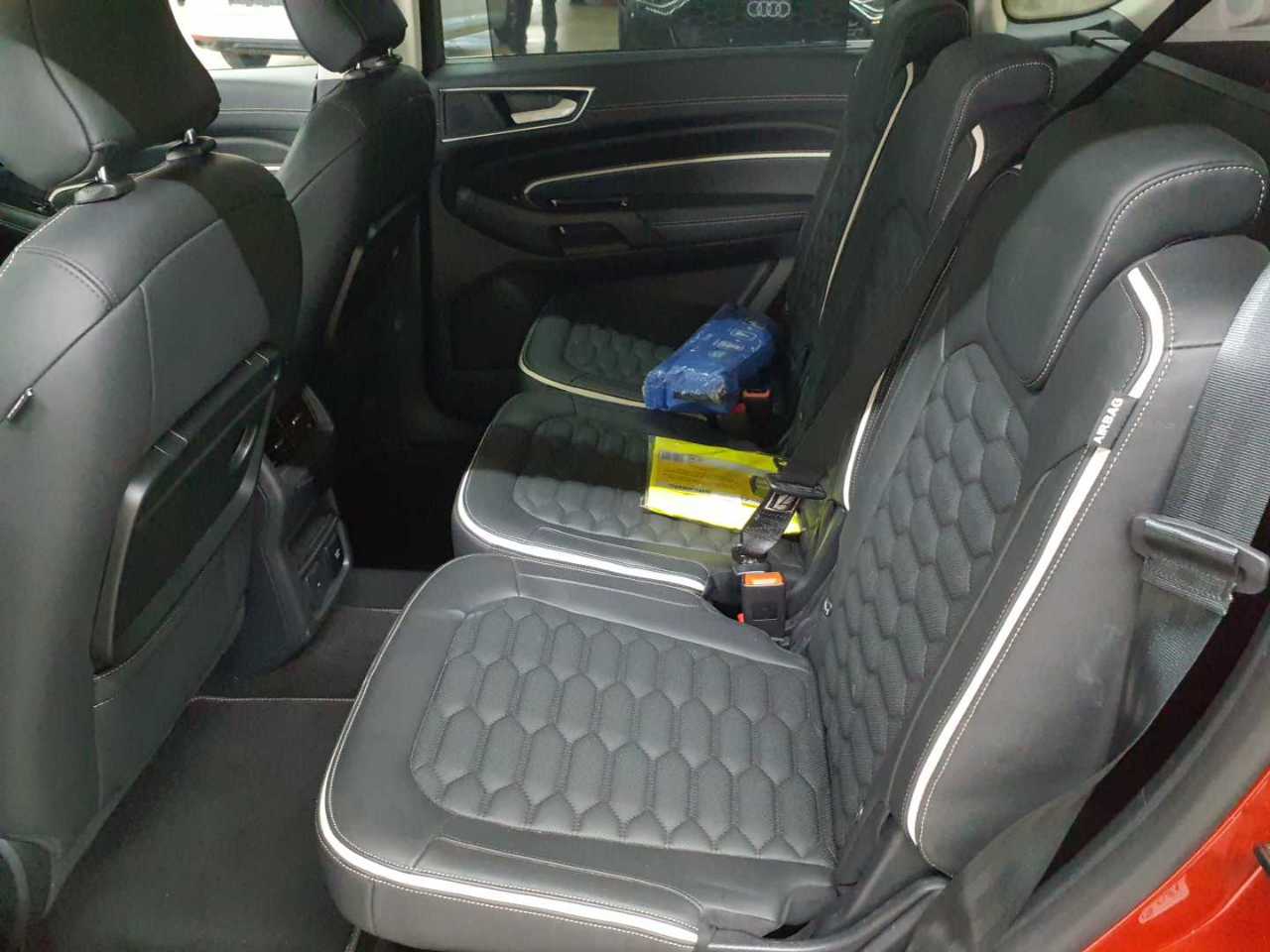 Ford S-Max 2.0 EcoBlue Aut. VIGNALE 13