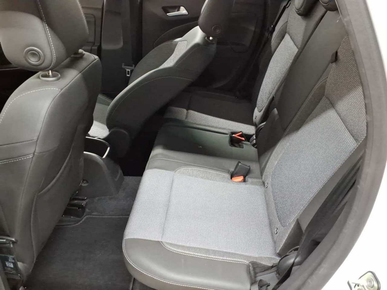 Opel Crossland 1.5 Diesel Elegance 13