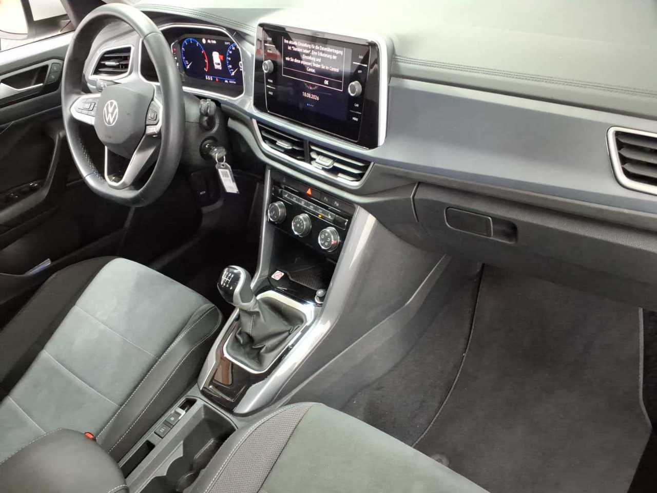 Volkswagen T-Roc 1.0 TSI OPF Style 9