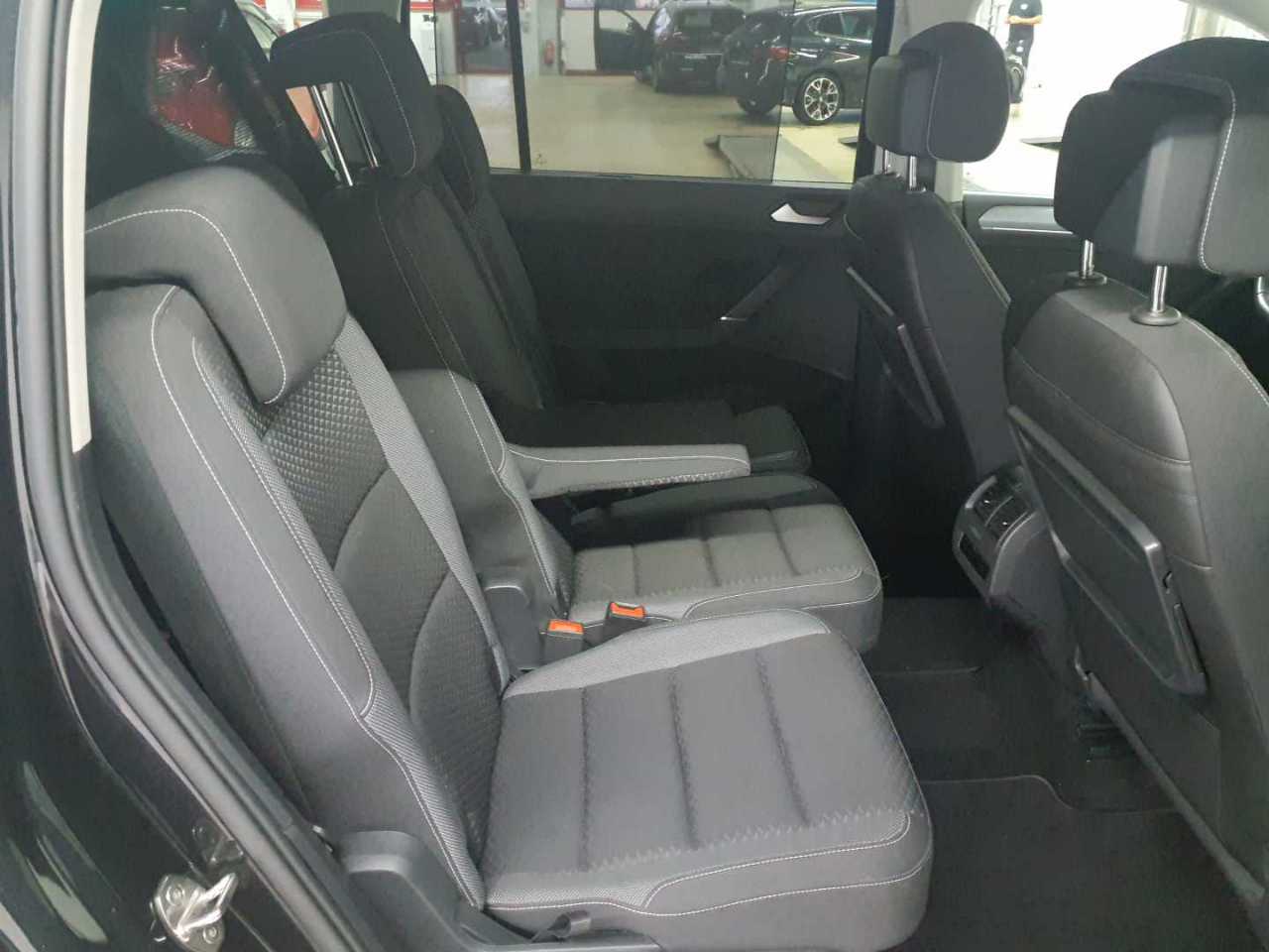 Vw Touran 2.0 TDI SCR DSG ACTIVE 13