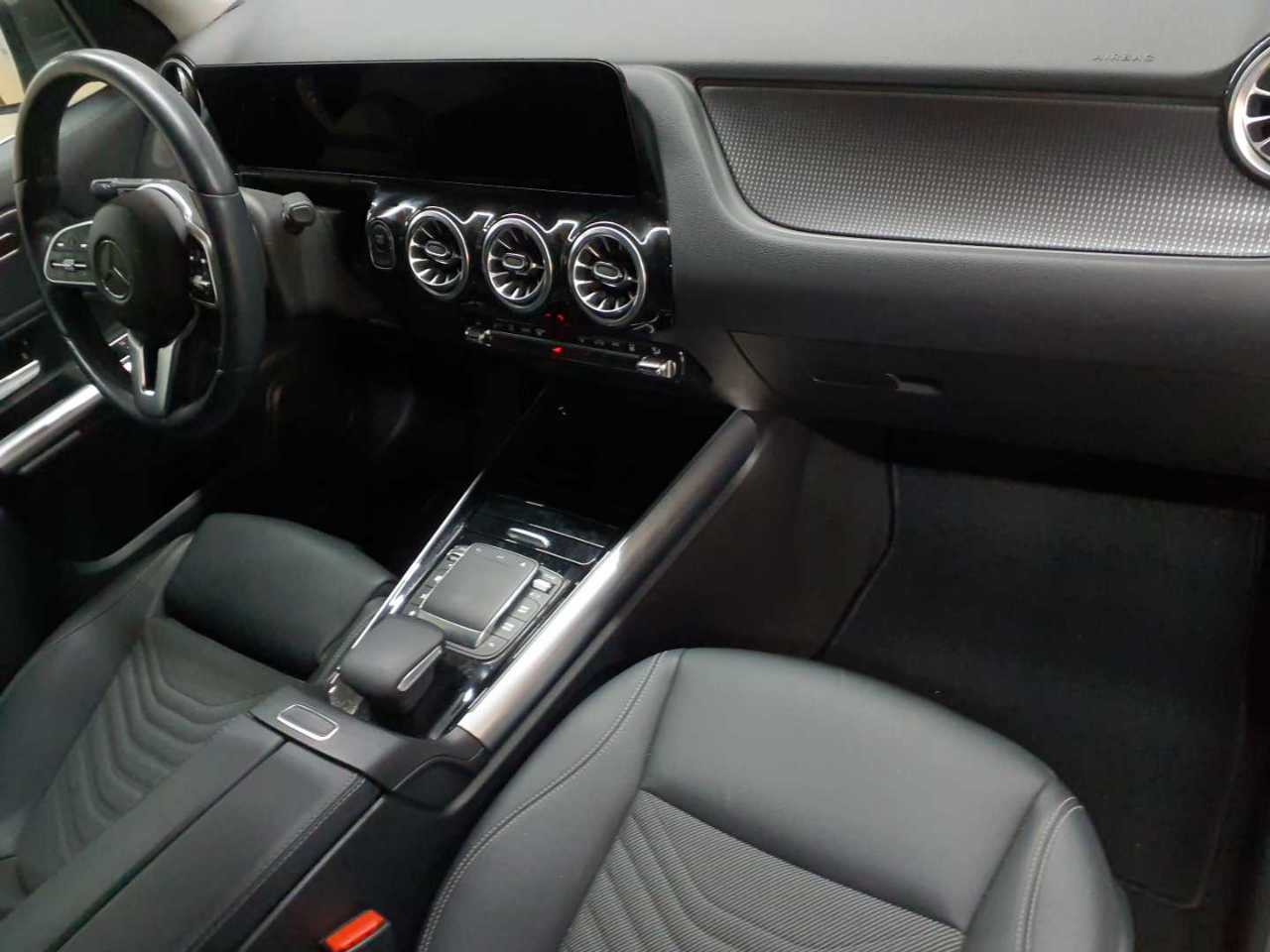 Mercedes-Benz EQA 250+ Progressive 9