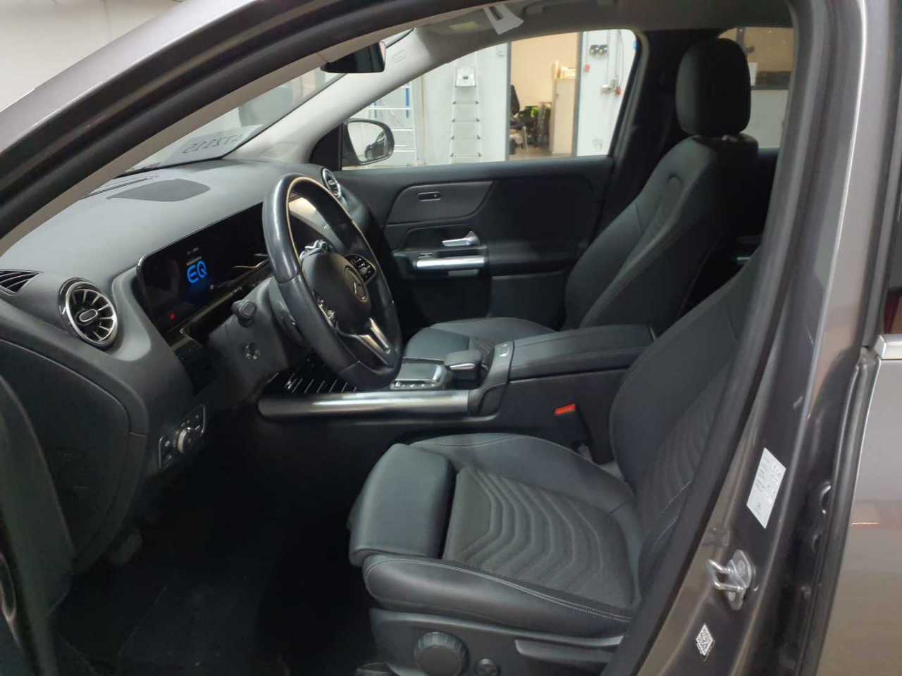 Mercedes-Benz EQA 250+ Progressive 7