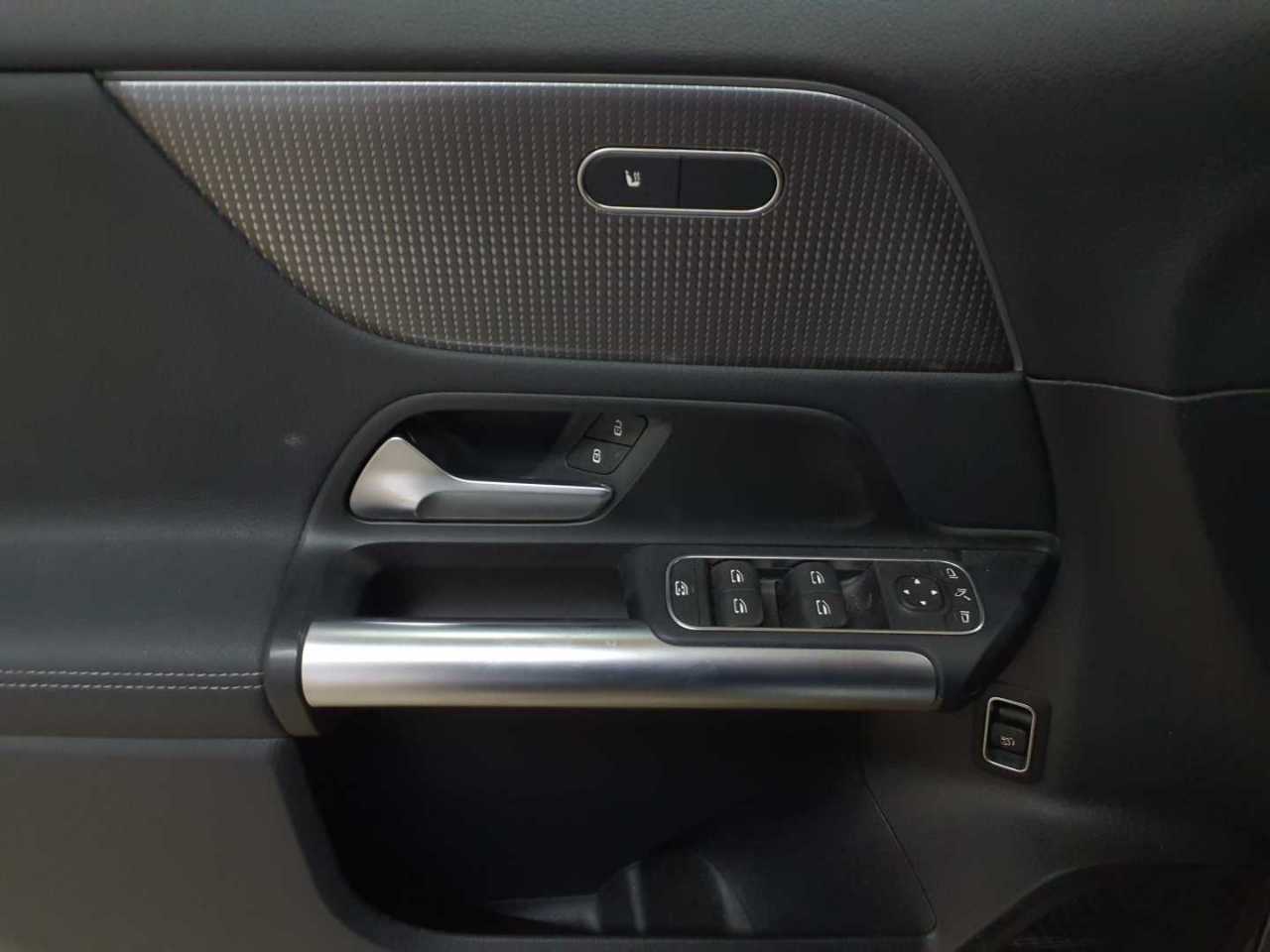 Mercedes-Benz EQA 250+ Progressive 19