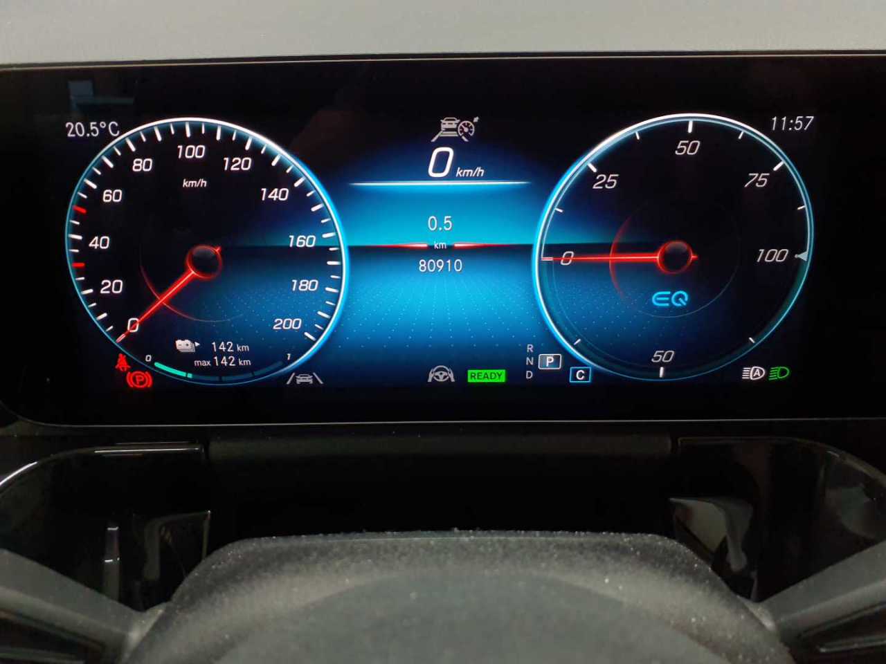 Mercedes-Benz EQA 250+ Progressive 11