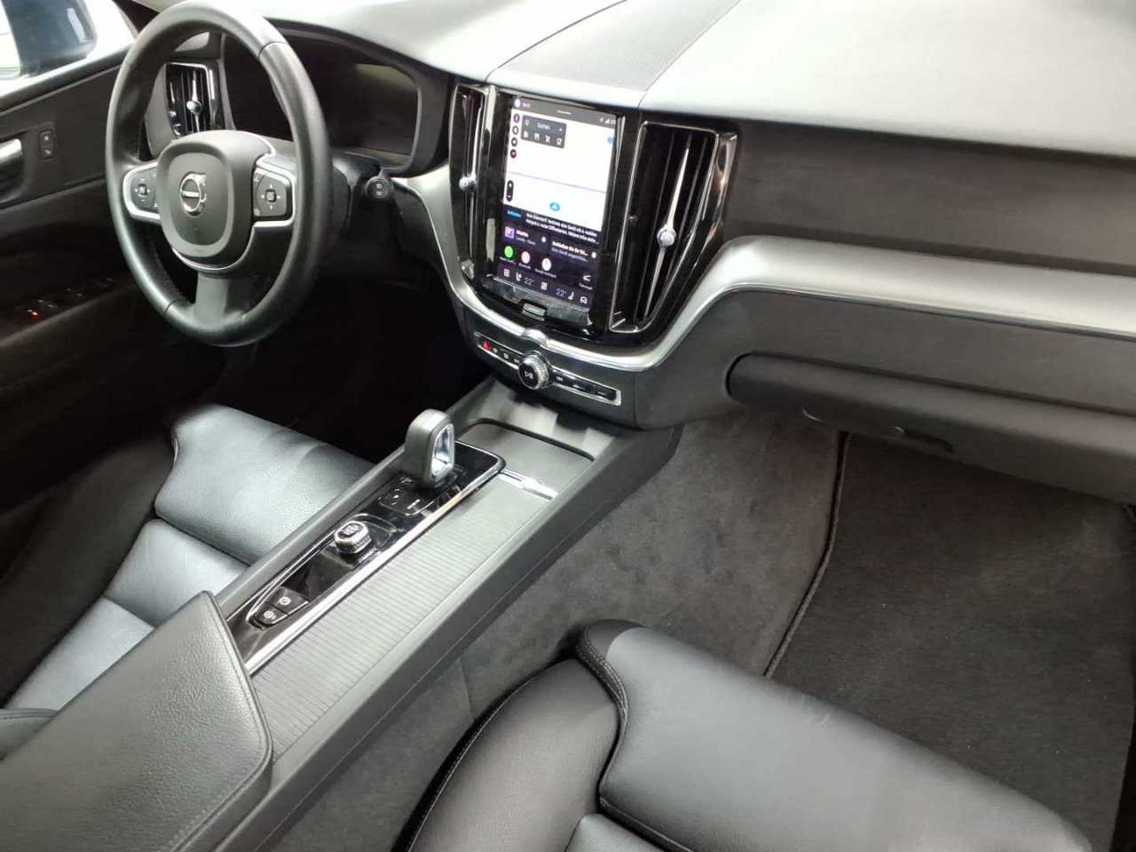 Volvo XC60 B4 D AWD Geartronic Momentum Pro 9