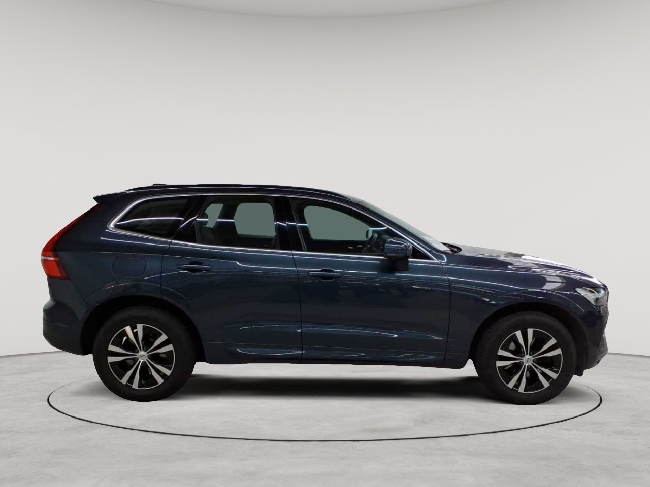Volvo XC60 B4 D AWD Geartronic Momentum Pro 3