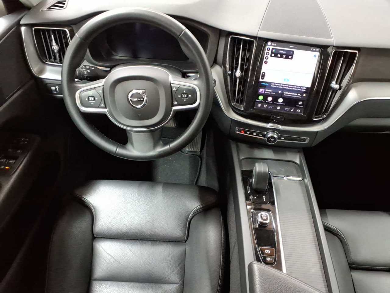 Volvo XC60 B4 D AWD Geartronic Momentum Pro 10