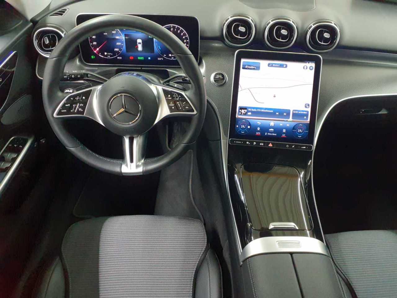 Mercedes-Benz C 300 e T 9G-TRONIC Avantgarde 9