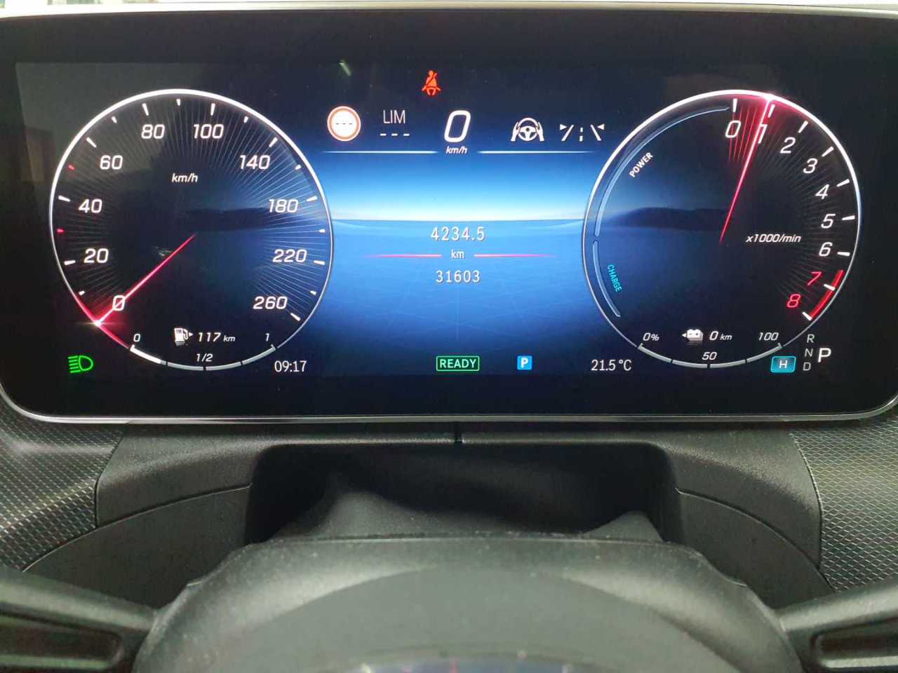 Mercedes-Benz C 300 e T 9G-TRONIC Avantgarde 11