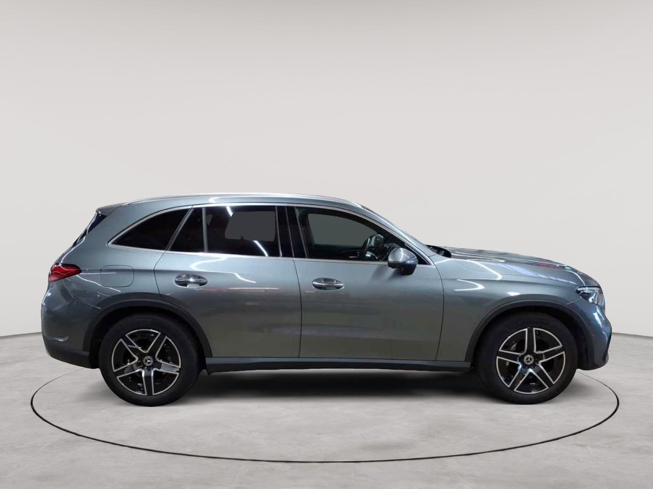 Mercedes-Benz GLC 220 d 4Matic 9G-TRONIC AMG Line Advanced 3