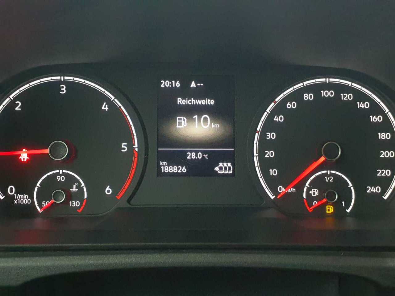 Vw Caddy 2.0 TDI BMT (7-Si.) Life Maxi 11