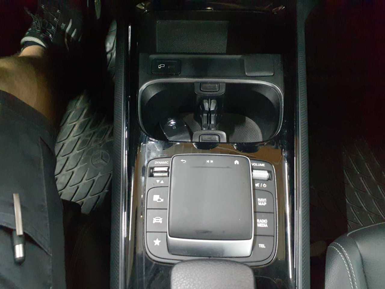 Mercedes-Benz GLA 200 d 8G-DCT Style 10