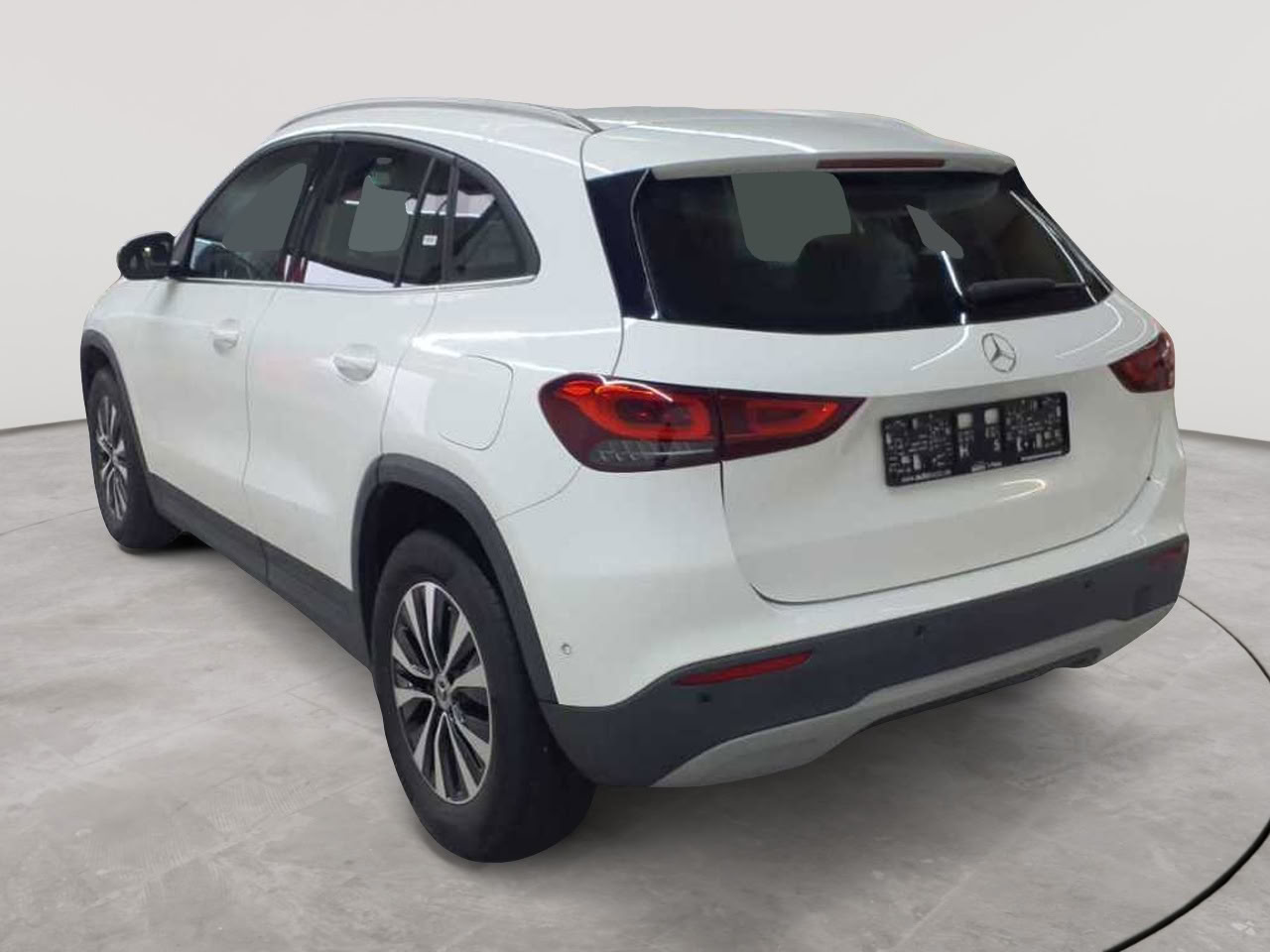 Mercedes-Benz GLA 200 d 8G-DCT Style 5