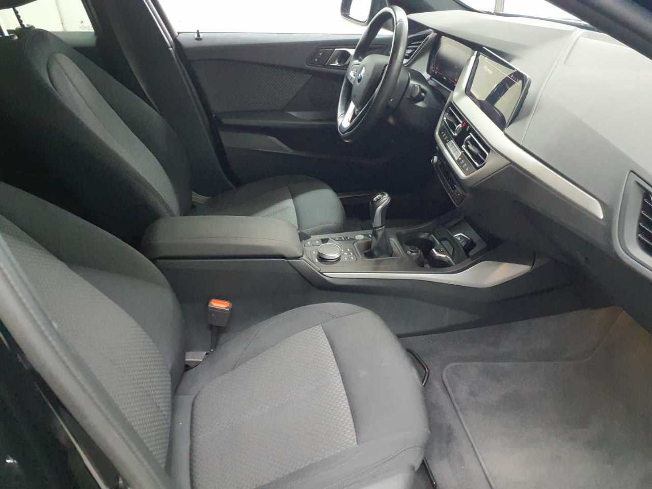 Bmw 118d Advantage 8