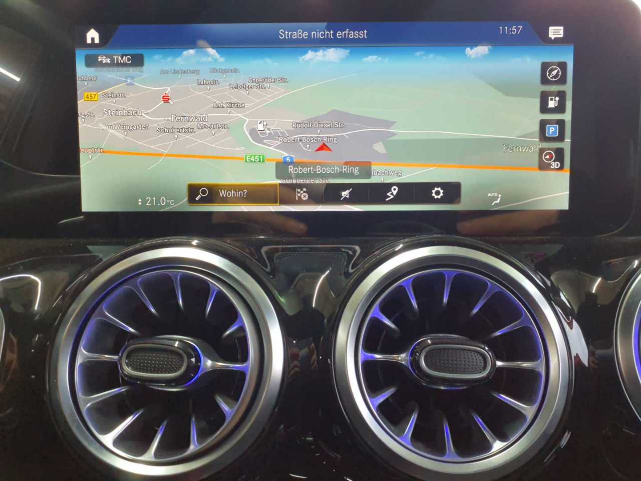 Mercedes-Benz EQA 250 AMG Line 12